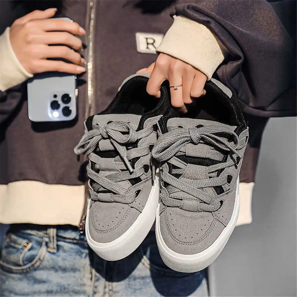 Tech Accessories To Buy - Con cordones, zapatos escolares de hip