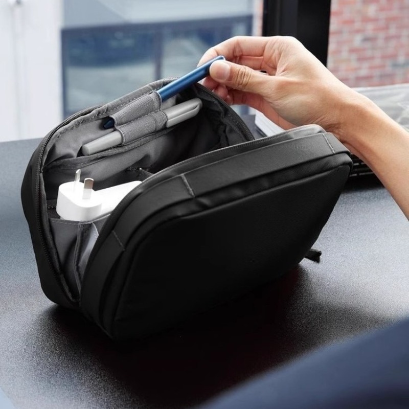 Tech Accessories Case - Estuche Organizador de Tecnología Digital con